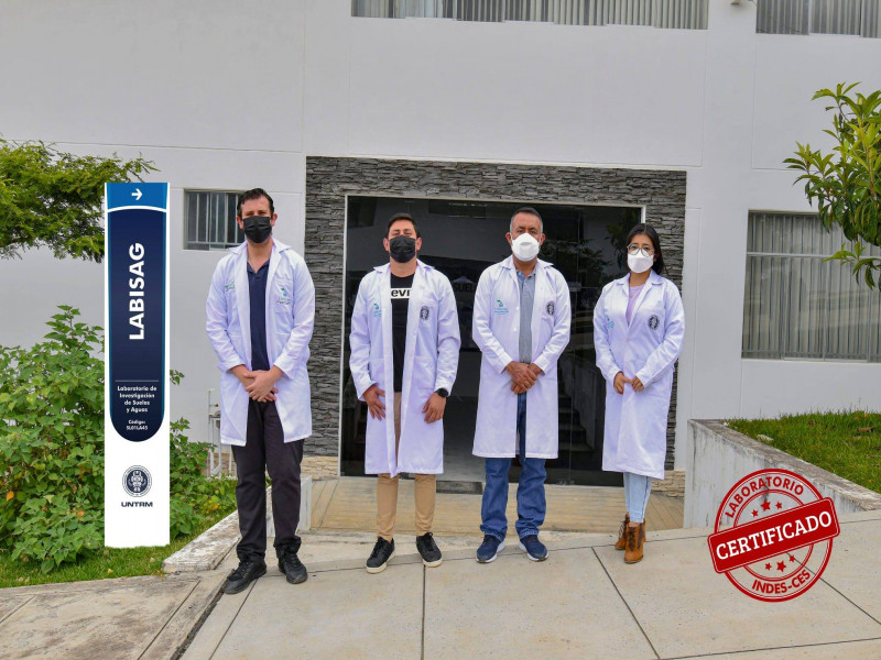 INDES-CES acredita el primer laboratorio de aguas y suelos en el nor oriente peruano.
