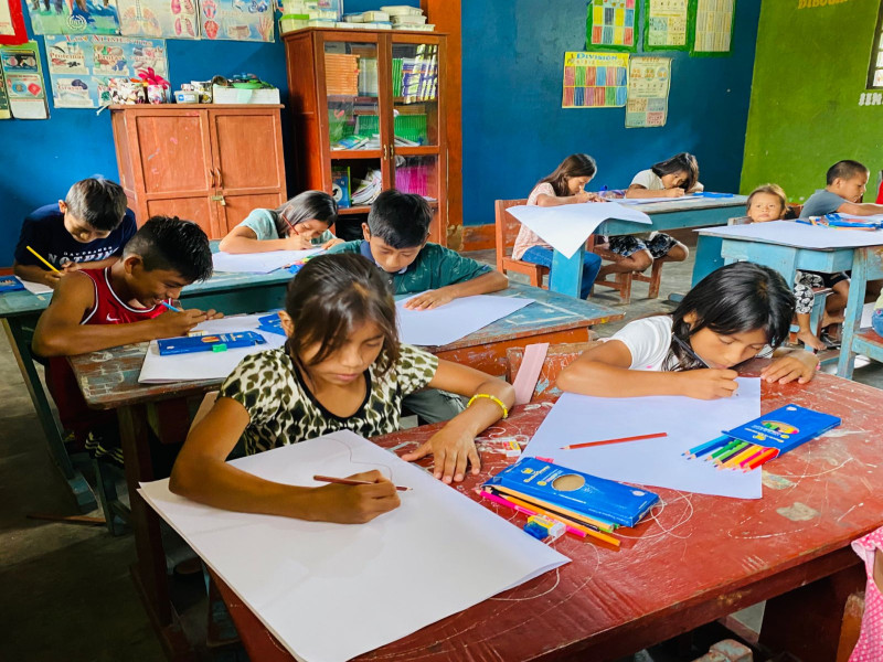 Estudiantes de comunidades nativas y de frontera participaron en concurso de dibujo