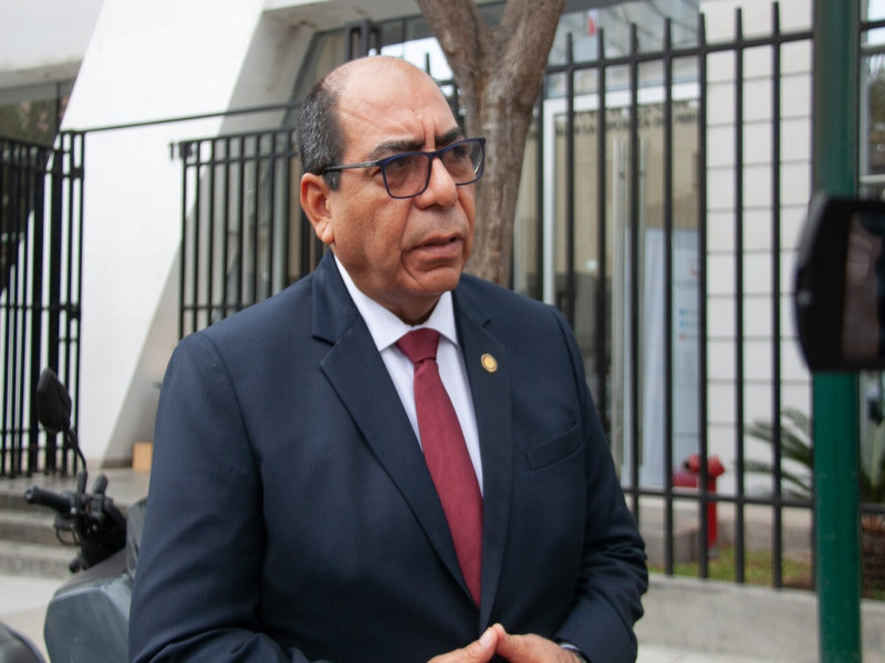 SUNEDU pide celeridad a Contraloría en investigación sobre consultorías