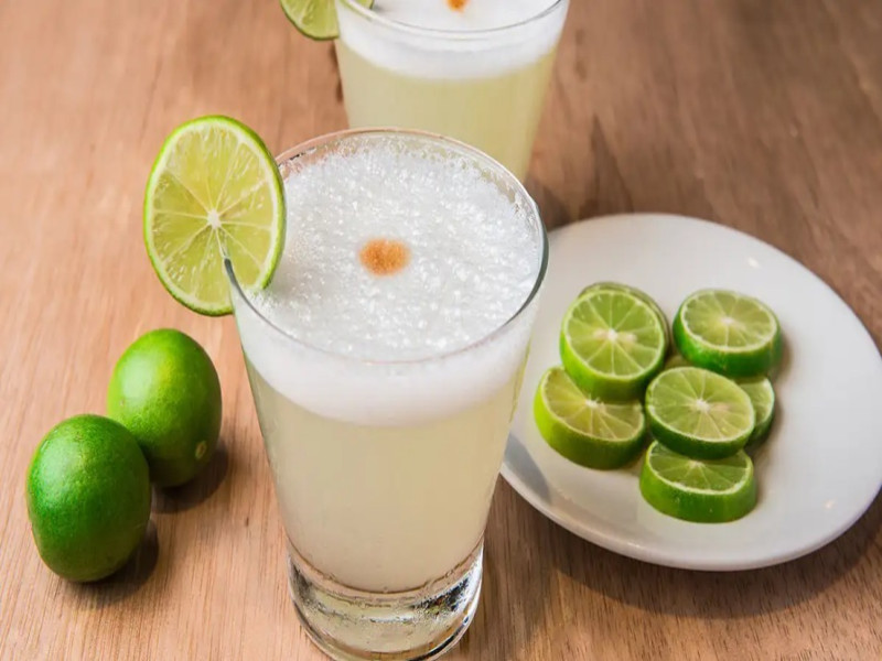 ¡Salud por lo nuestro! Así se prepara un delicioso y refrescante pisco sour