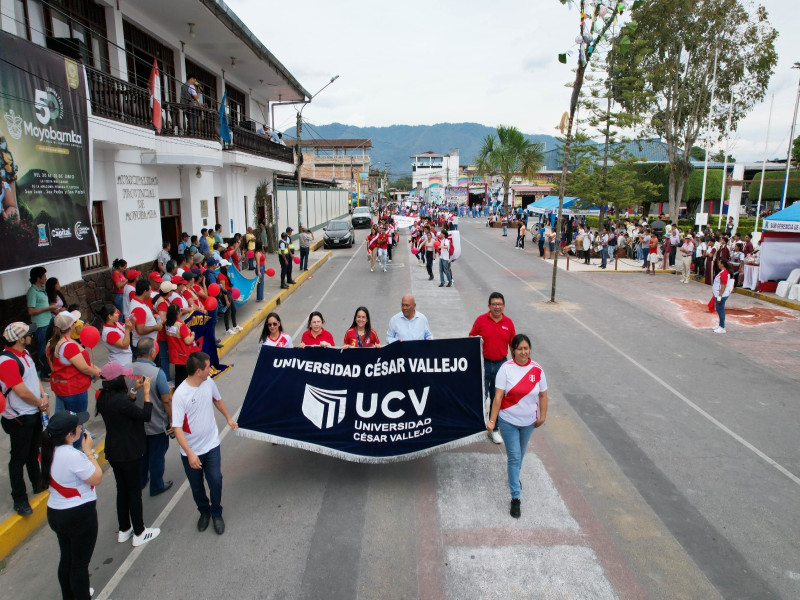 UCV PARTICIPÓ EN EL PASACALLE DONANTE DE SANGRE