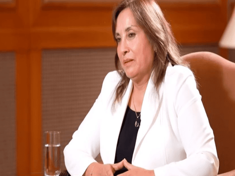 Amplían denuncia contra Dina Boluarte en la Corte Penal Internacional por muertes en protestas.