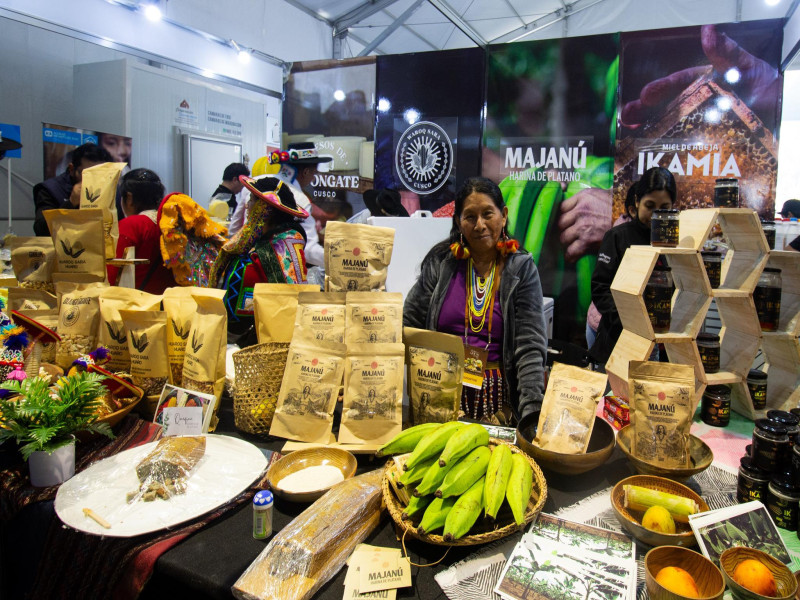 Miel y harina de plátano de Amazonas presentes en el III Salón del Queso peruano