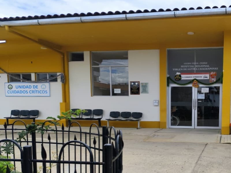 Adolescente permanece en estado crítico tras accidente en la vía al aeropuerto de Chachapoyas.