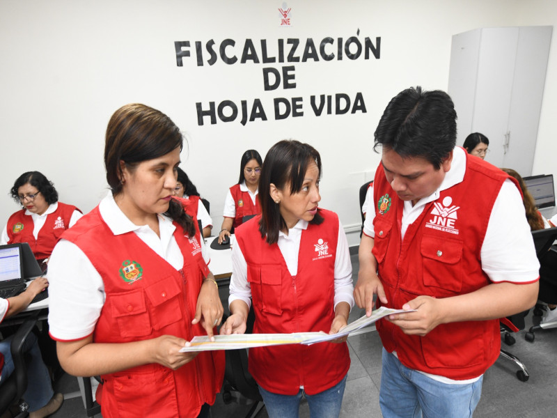 JNE fiscaliza más de 8 mil hojas de vida de candidatos rumbo a las elecciones generales 2026.