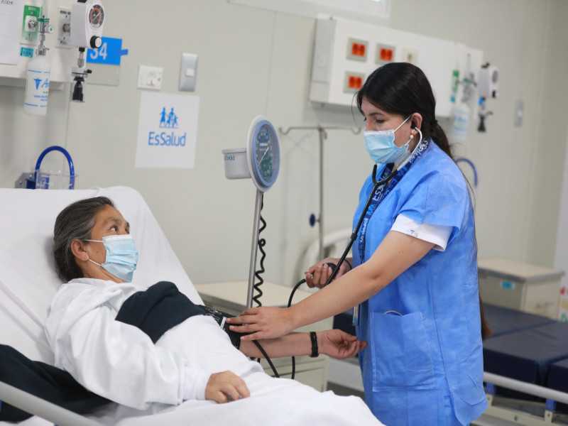 Essalud advierte sobre casos de leptospirosis y pide reforzar medidas de prevención.